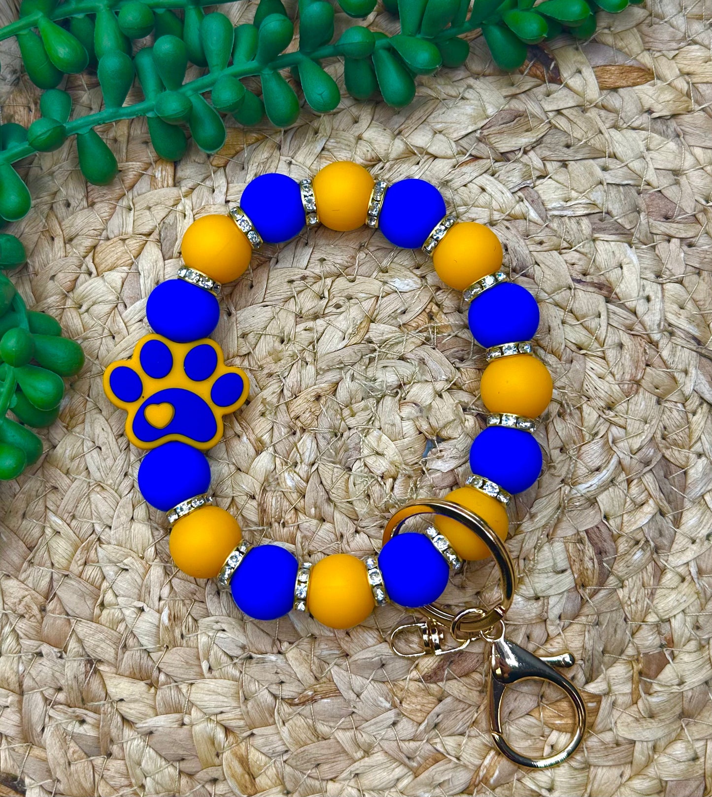 POP UP-Wristlet- Paw Focal